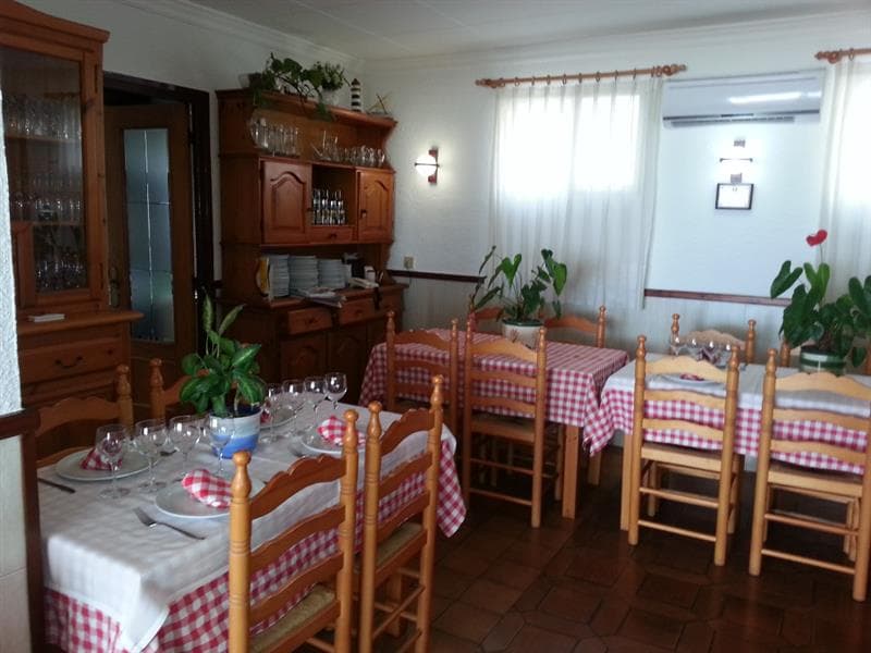 Maura restaurant