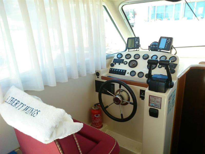 Location de bateau pour excursion et pêche - Liberty Wings
