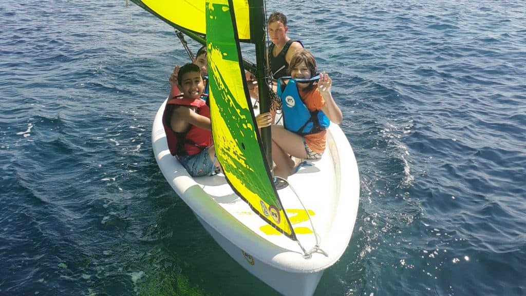 L’Escola de Vela ofereix casal i activitats per aquest estiu