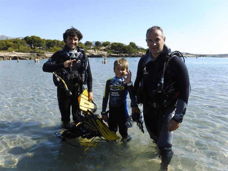 Diving baptism at 3 Calas – Plàncton Diving