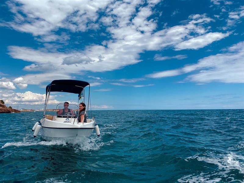 Location bateau sans permis - Enjoy Calafat
