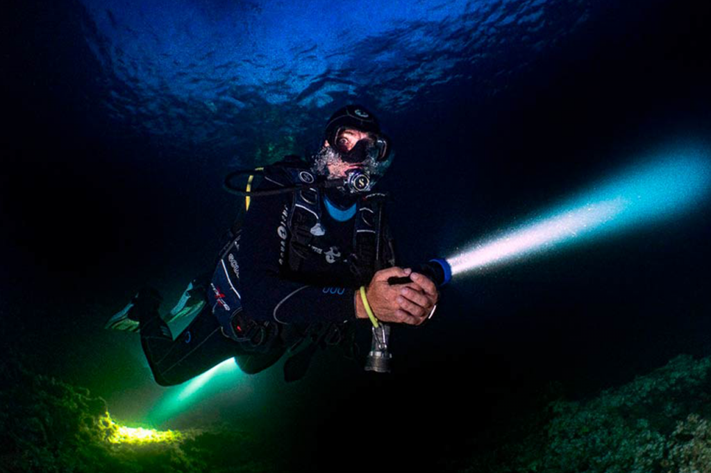 Plongée de nuit - Ametlla Diving